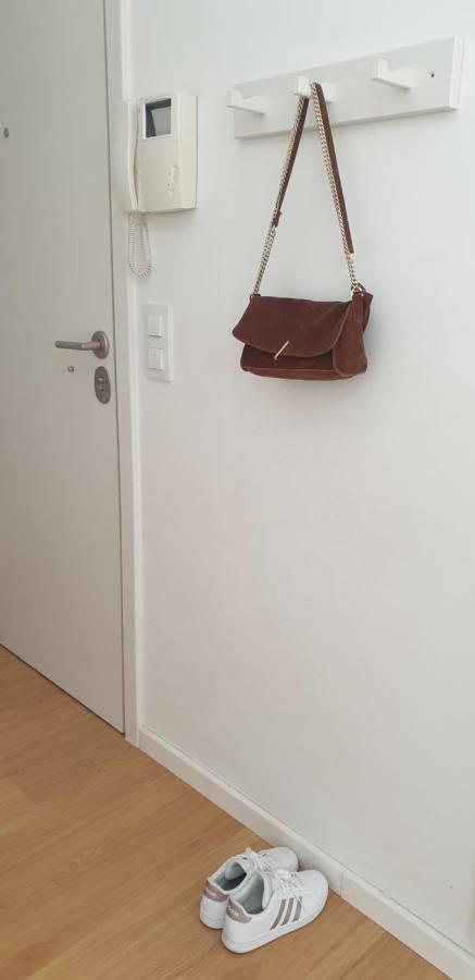 5Min Walk From Subway Station & Free Parking Apartment Lisbon Exterior photo